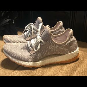 Adidas /hardly worn !!